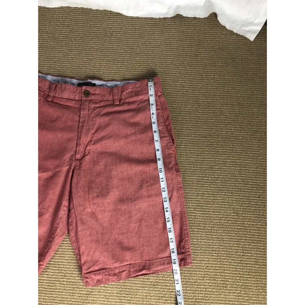 Banana Republic Men Shorts Size 33‎ Pink Flat Front Chino Shorts Cotton